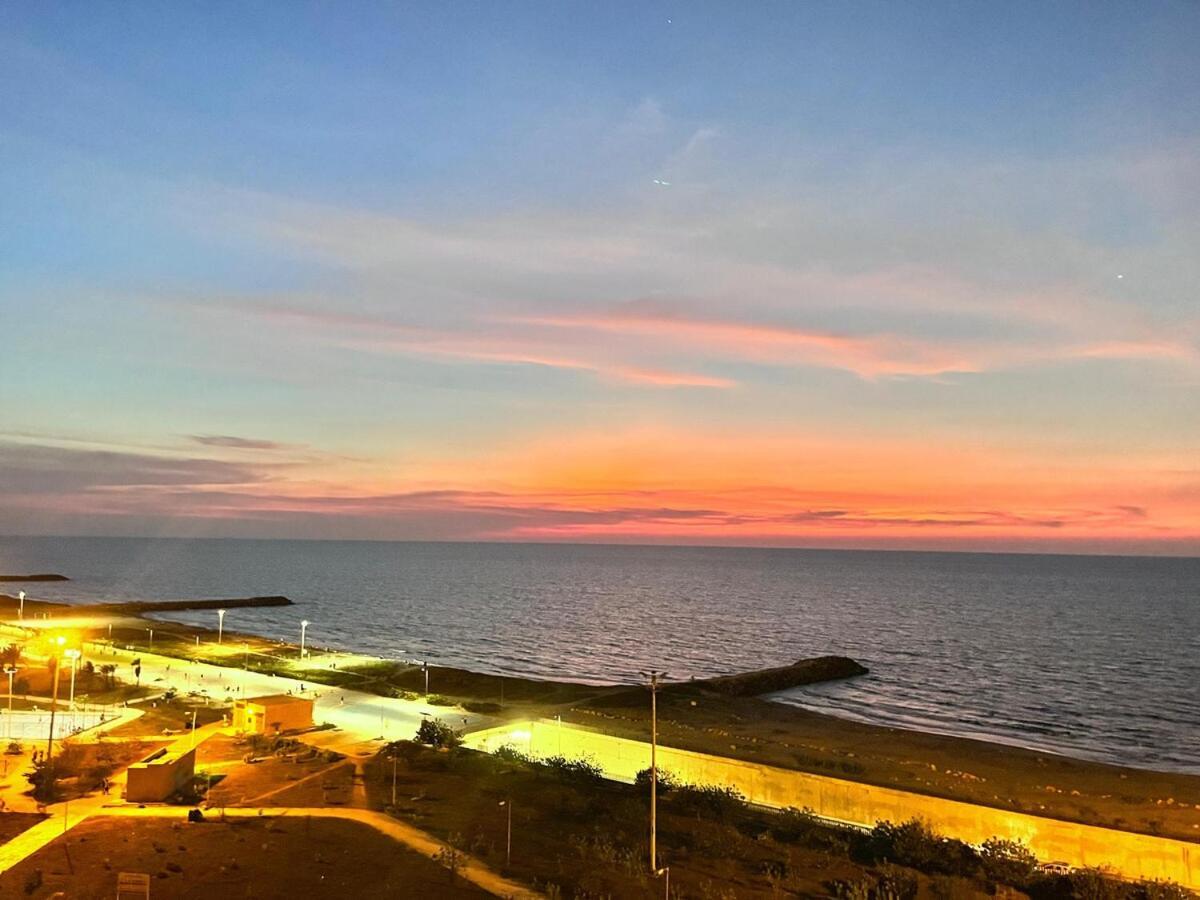 Apartamento Beachfront - Pool - Jacuzzi - Wi-fi