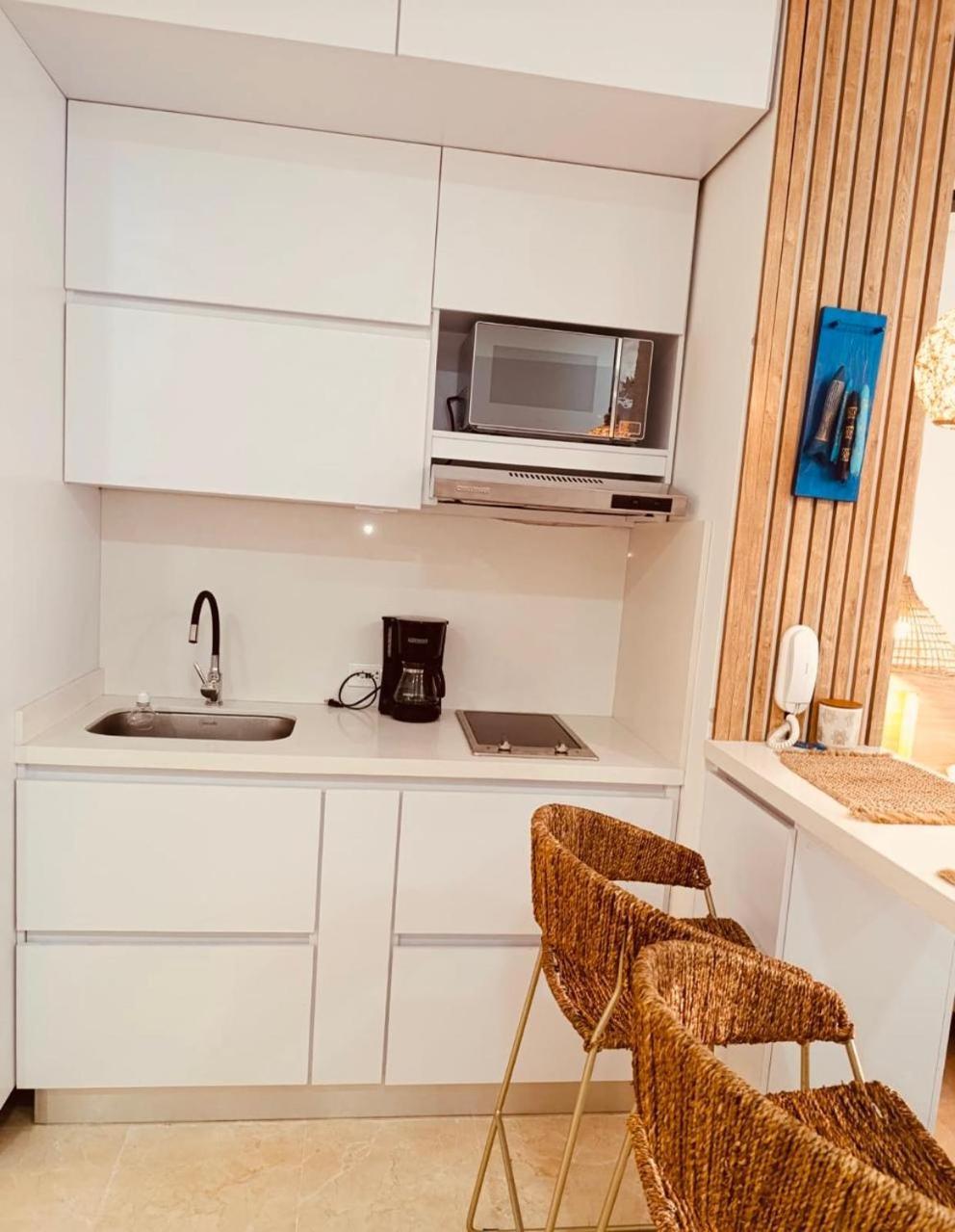 Beachfront - Pool - Jacuzzi - Wi-fi Cartagena