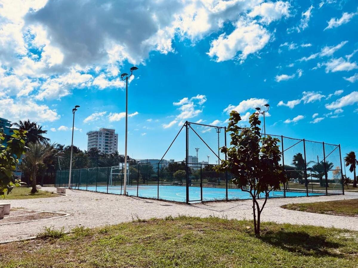 Beachfront - Pool - Jacuzzi - Wi-fi *