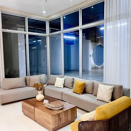 Beachfront - Pool - Jacuzzi - Wi-fi *