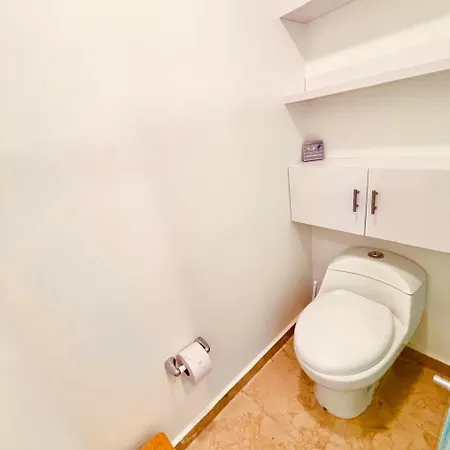 Apartment Beachfront - Pool - Jacuzzi - Wi-fi *