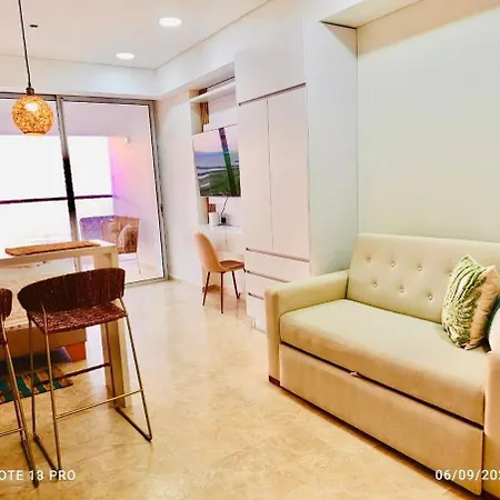 Apartment Beachfront - Pool - Jacuzzi - Wi-fi *